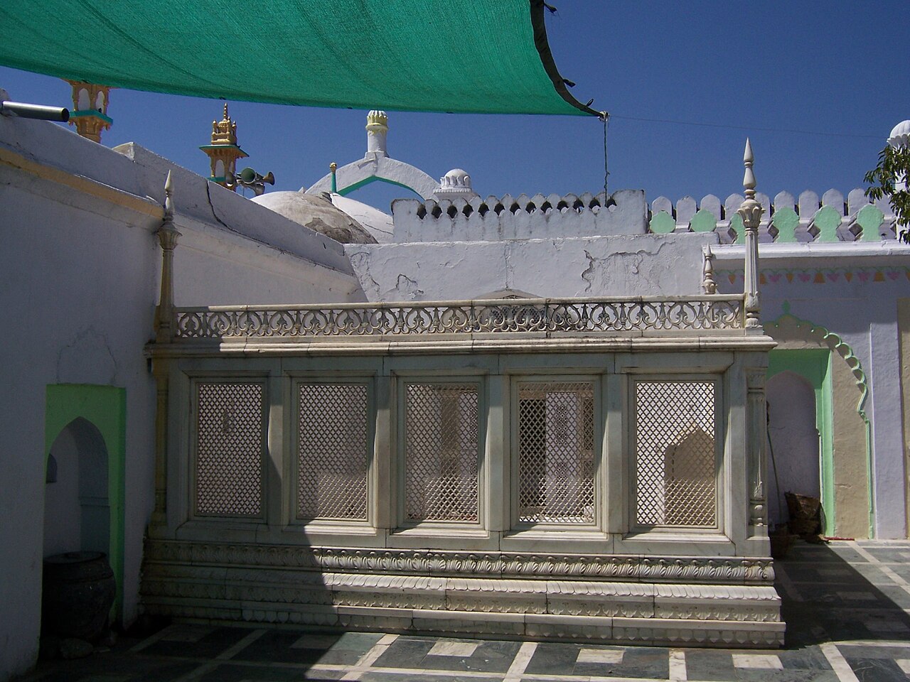 Tomb of Aurangzeb at Khuldabad — open to the sky, by his own command