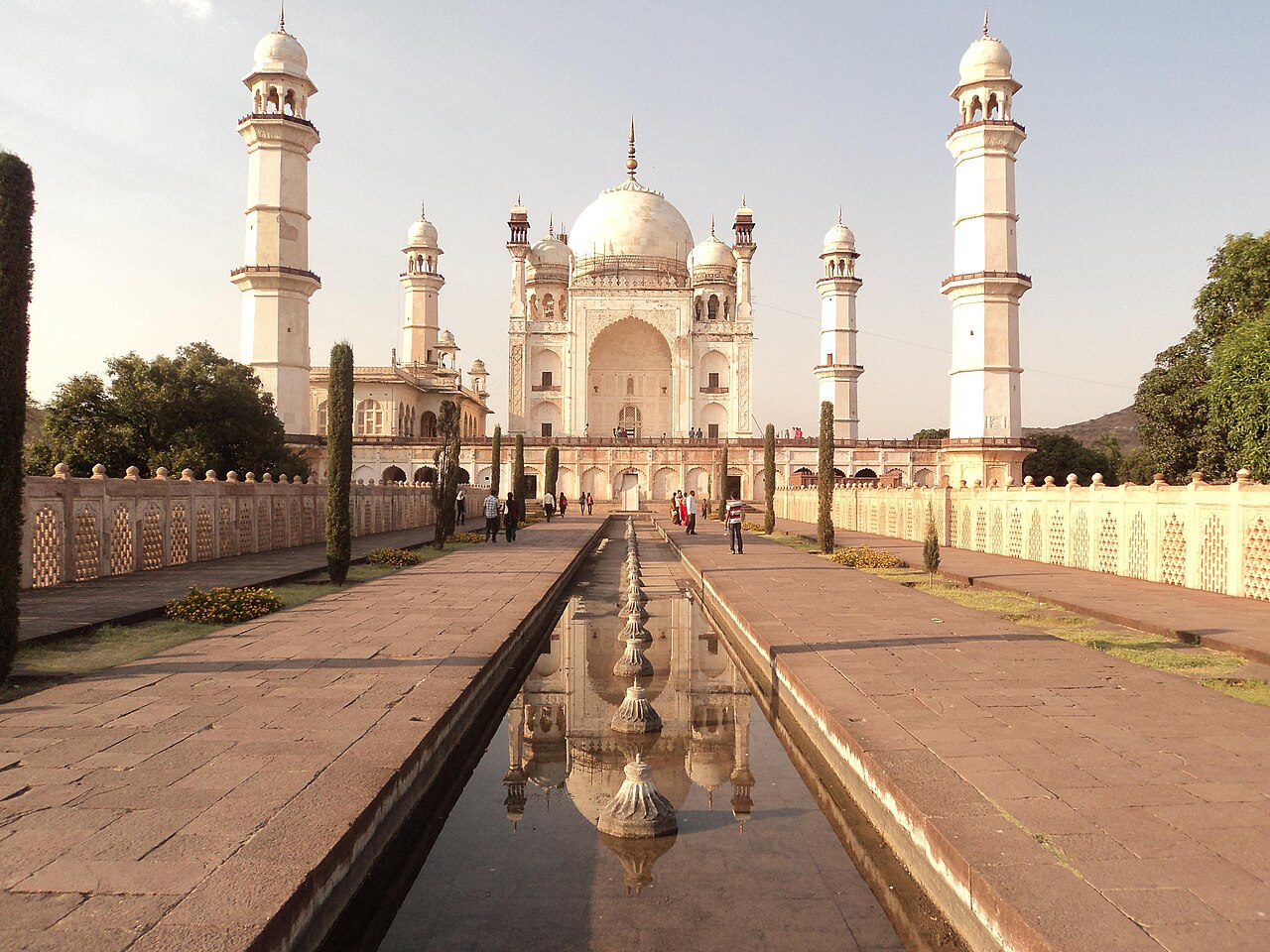 Bibi ka Maqbara — the Dakkhani Taj, completed 1661