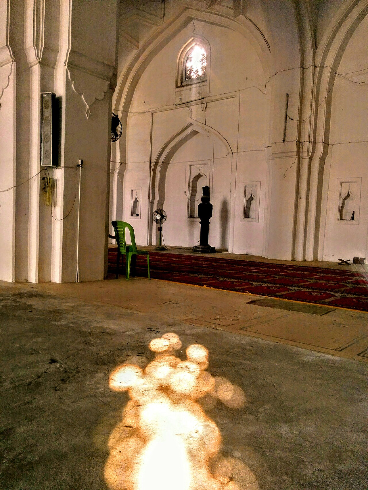 Jami Masjid Bijapur — congregational mosque begun 1576