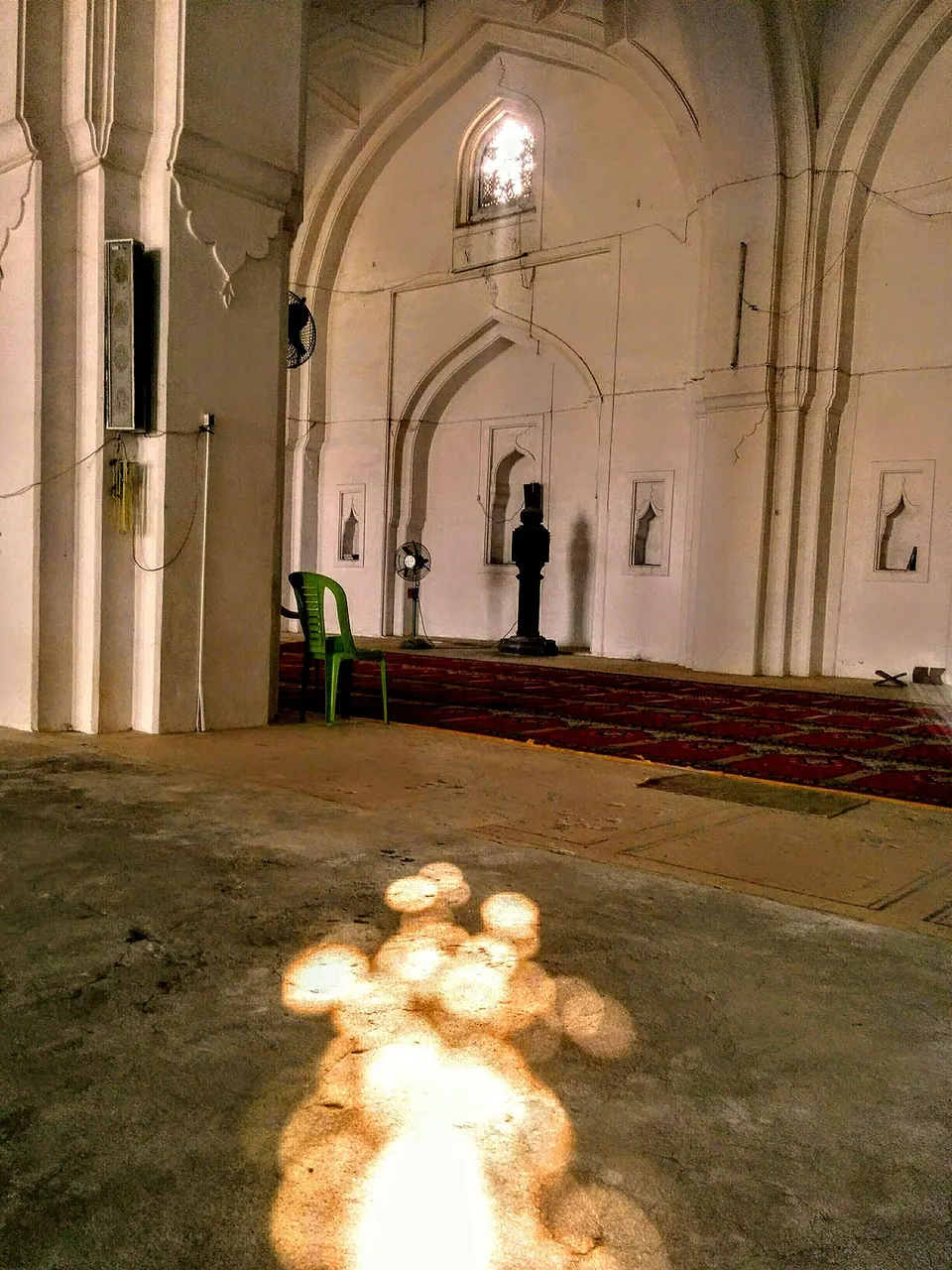 Jami Masjid Bijapur — congregational mosque begun 1576