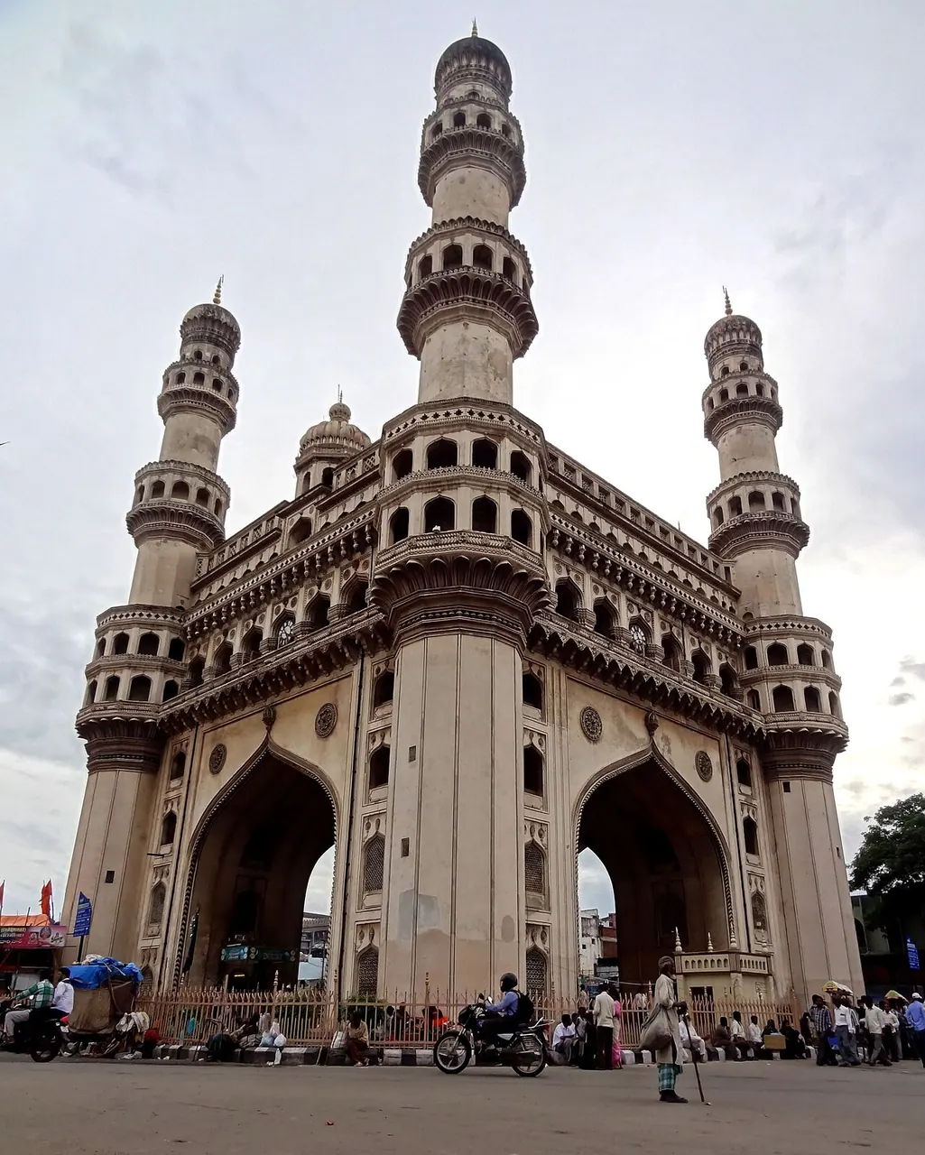 Charminar — the city's founding monument, 1591